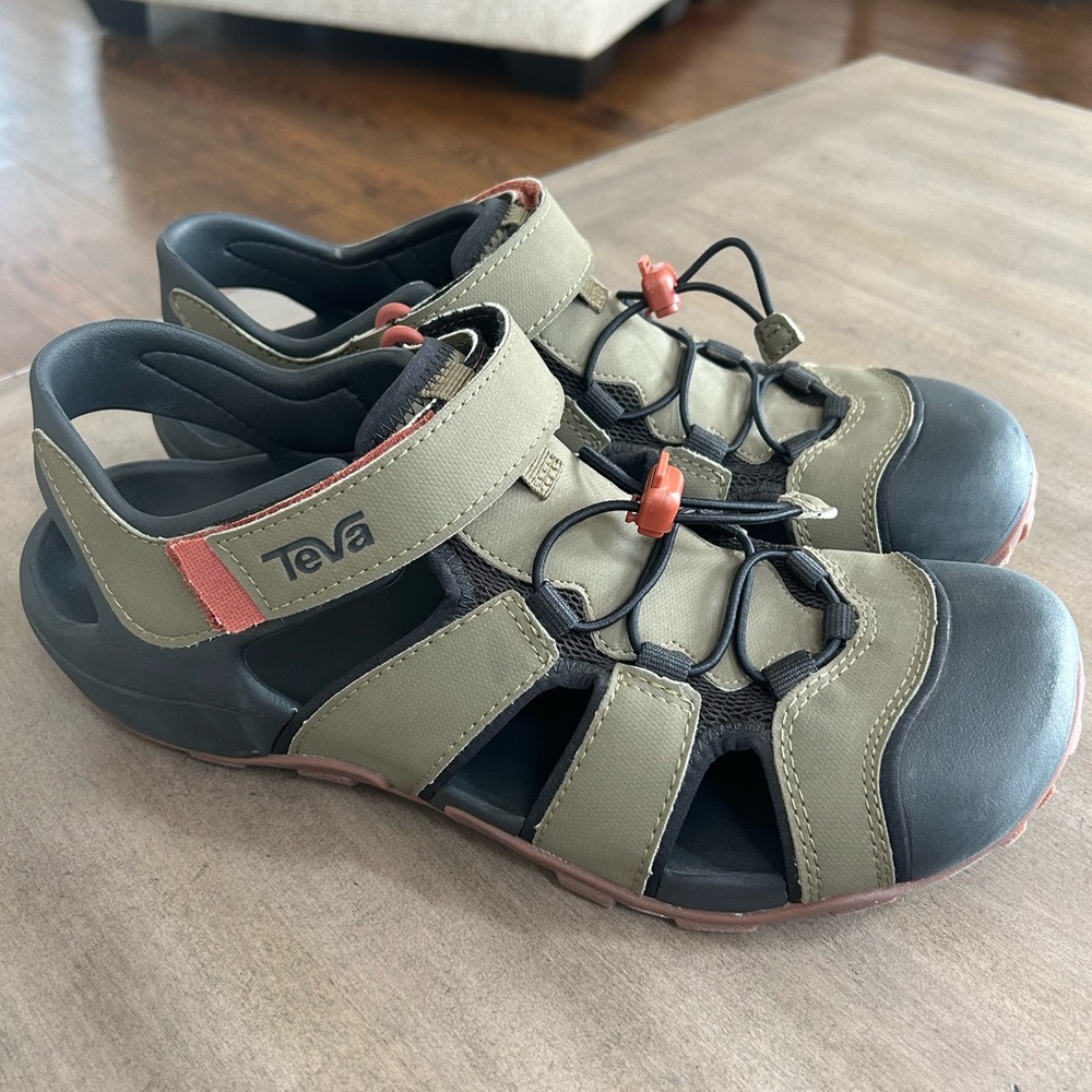 Teva Flintwood Sandals Fisherman Water Hiking Adjustable Dark Olive Green Mens 9